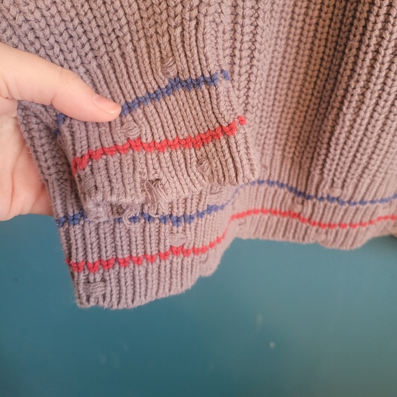 POL V-Neck Sweater in Gray with Blue Trim - Picture 5 of 6